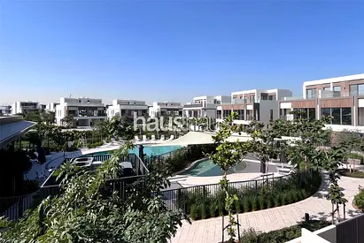 Exclusive | Pool Backing | Corner Unit