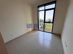 Best price/Sea view/Vacant/Low floor