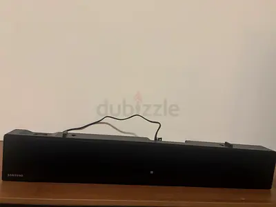 Samsung HW-T400 Compact Soundbar - Built-in Woofer  Bluetooth