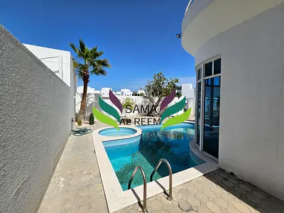 Renovated | 5 Bed Villa | Private Pool |Shared Pool | Gym | In Jumeirah