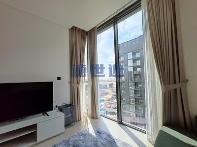 Furnished | High Floor | Cozy and Tidy | Bright