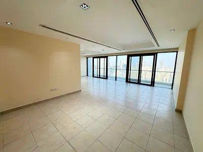 الخان |افخم ثلاث غرف وصالة | اطلالة مدينة | تكيف مجانا | باركن مجانا | جم ومسبح | غرفة خادمه | موقع مميز على مخرج دبي