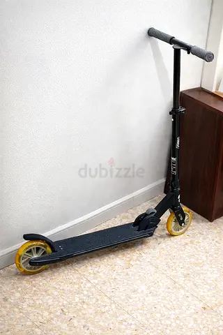 Foldable scooter