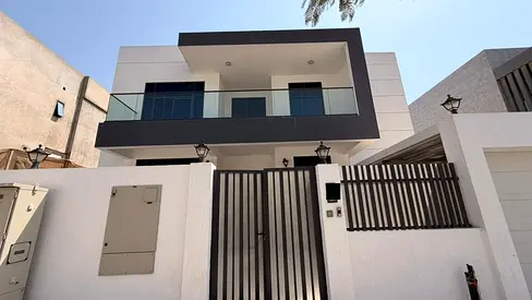 Luxury 5BR Custom Built Villa | Brand New | Prime Location in Al Furjan West
