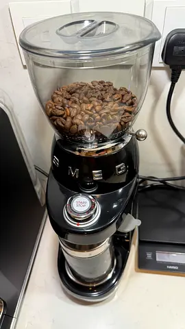 Smeg Coffee Grinder CGF01 – Black | great condition