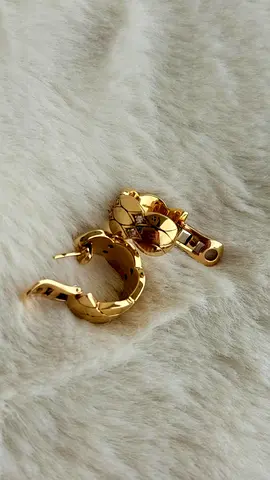 Cartier 18k Gold and Diamond Earings Circa 1996