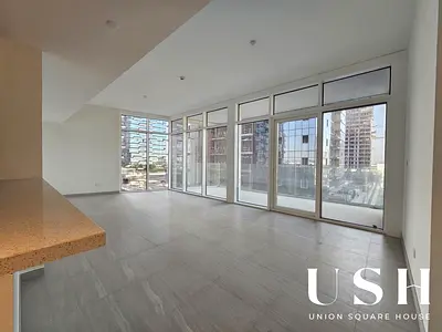 Corner Unit | Spacious Layout | Ready to move