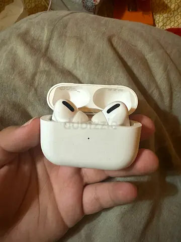 AirPods