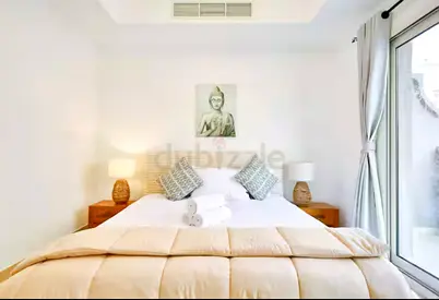 Room for rent in villa JVC