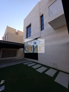 Spacious 4-bedroom villa for sale in Hooshi – AED 2.6 million