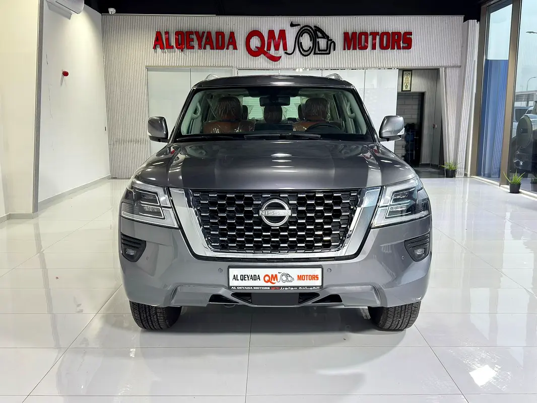 Nissan Patrol 2024 — photo 1 of 11