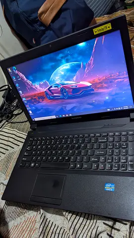 Lenovo laptop 8gb/320gb in 240aed