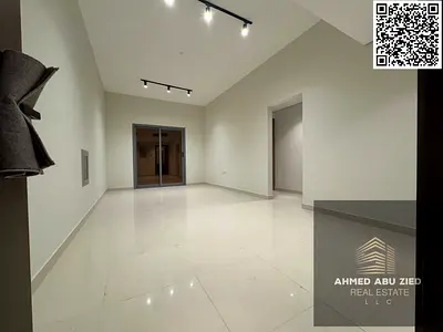 أرقي ثلاث غرف وصالة أول ساكن للإيجار بالنعيمية 1 عجمان، تشطيب سوبر ديلوكس، بلكونة، تكييف مركزي، قريب من مدرسة الحكمة، 4 أو 6 دفعات