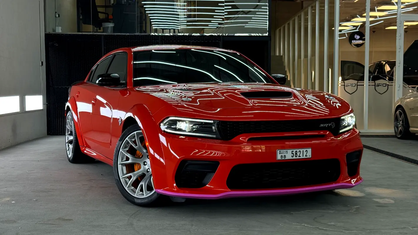 Dodge Charger 2023 — photo 1 of 16