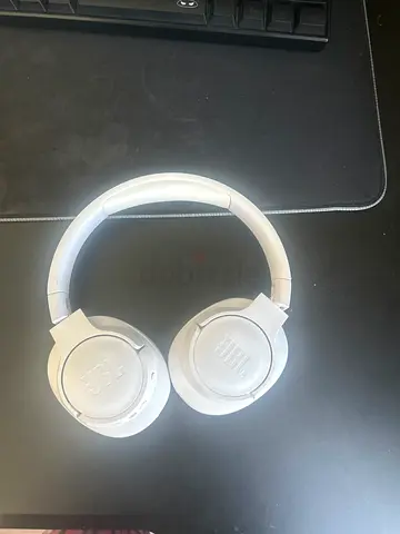 JBL Wireless Over-Ear Headphones — White (Flawless Condition)