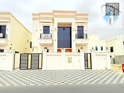 Classic villa for sale, two floors and a roof, including registration and ownership fees, at a special negotiable price, near all services.