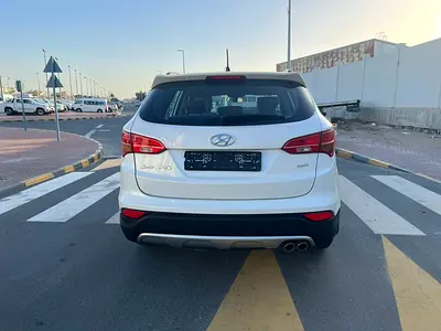 2016 Hyundai Santa Fe Sport - GCC Specs