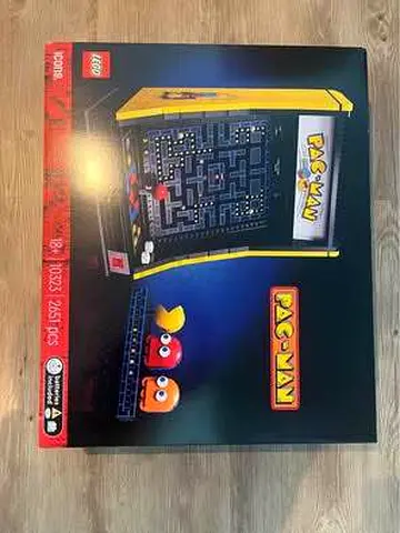 FLASH SALE BRAND NEW LEGO 10323 ICONS PAC MAN ARCADE