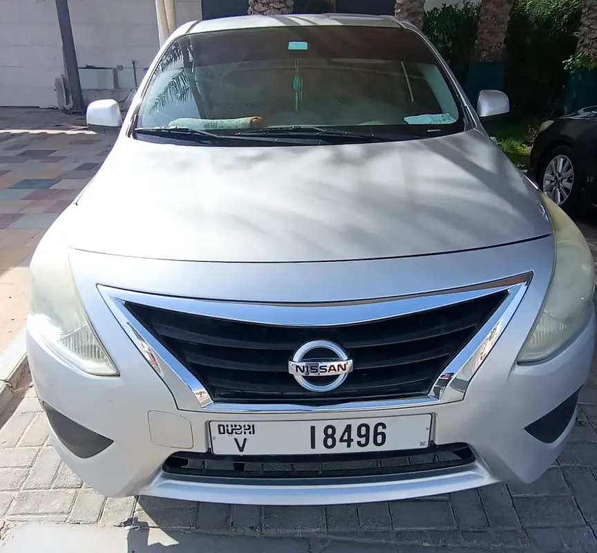 Nissan Sunny 2018 — photo 1 of 4