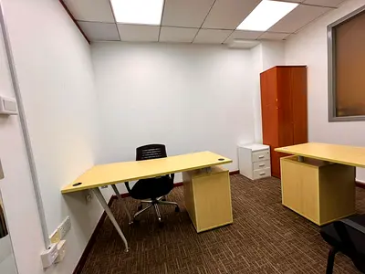 SEPERATE OFFICE FOR RENT 549 SQFT