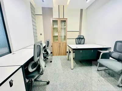 Luxury & Fully Furnished Office