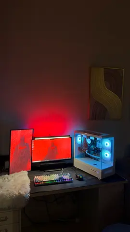 Liquid Cooled Gaming PC | i7-7700 | 16GB RAM | Stunning White Aesthetic