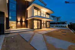 Golf Course | 6 Beds | Vacant