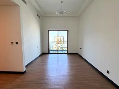 1 BHK I WITH LAUNDRY ROOM I BIG SPACE