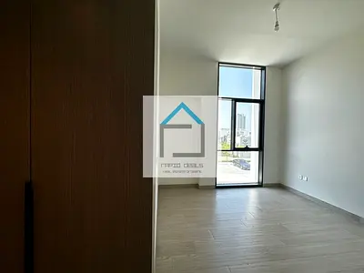 Elegant 3BR+M Type A Townhouse - Park Facing