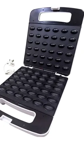 Non-Stick Waffle Maker