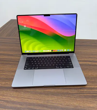MacBook Pro 2021 16-inch, M1 Pro, 16GB RAM, 512GB SSD, 16-Core GPU, 10-Core CPU