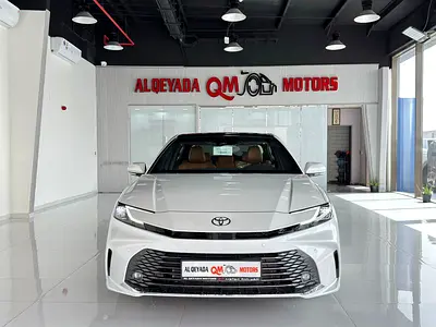 2026 Toyota Camry GLE - GCC Specs - Brand New!