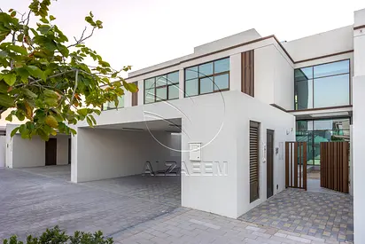 √Standard SR TH -Modified | Extended Living Room√