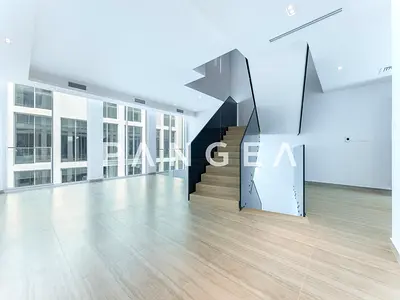 Exclusive | Middle Row | Options Available