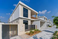 Single row | Fully Upgraded Garden | Garden Suite