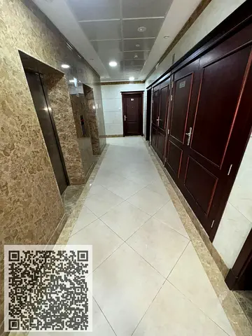 One-bedroom apartment for annual rent in Ajman, Al Jurf 2. Annual rent is AED 32,000, payable in 4 or 6 installments. Security deposit: non-cashable c