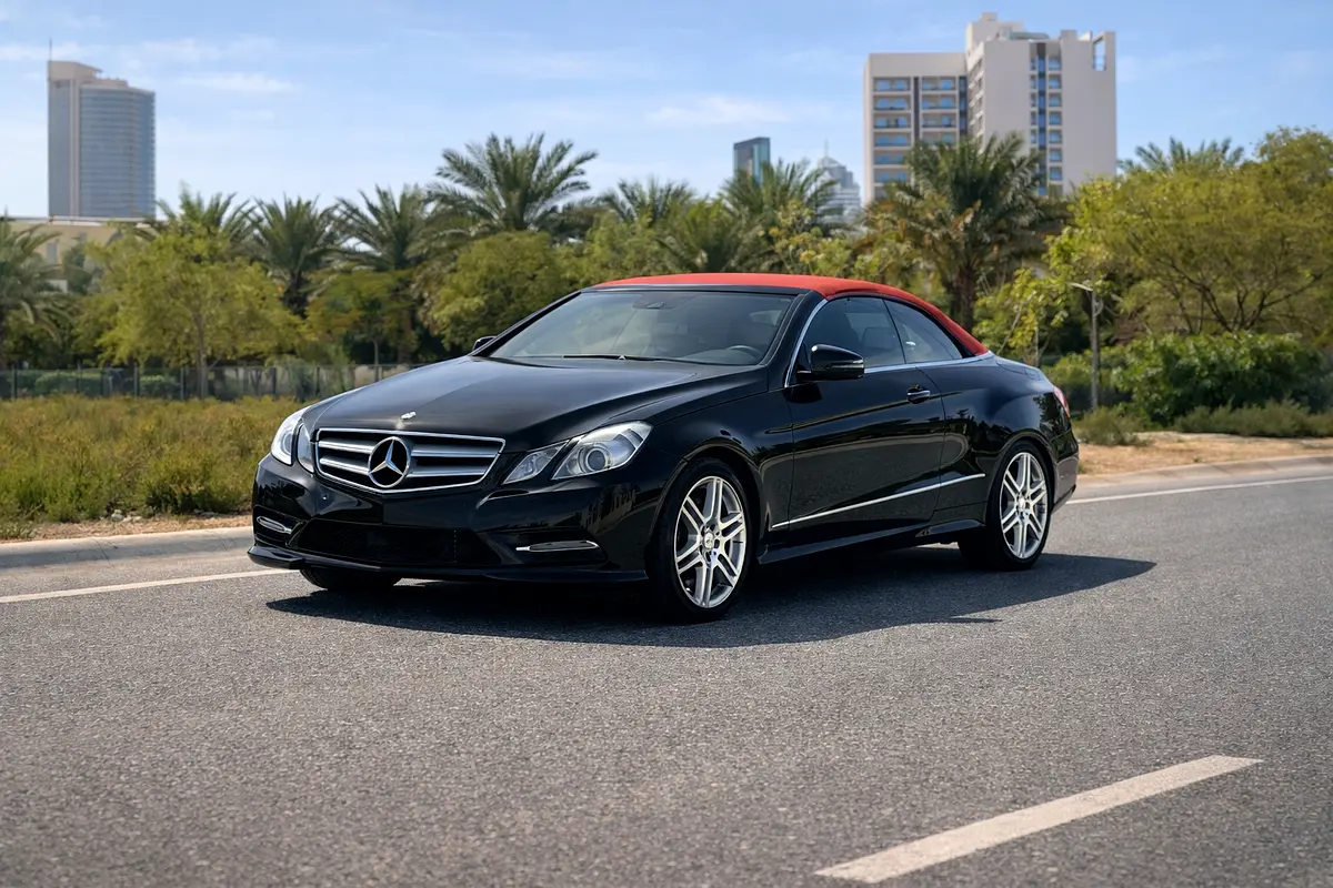 Mercedes-Benz E-Class 2013 — photo 1 of 7
