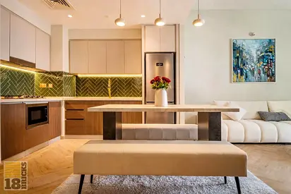 Stylish Creekside 18B 1BR | Prime & Modern Living