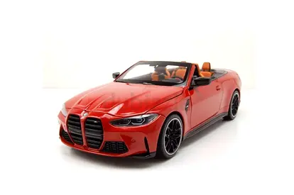 BMW M4 G83 Cabriolet by Minichamps Scale 1:18 110021030