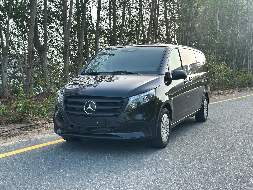Mercedes-Benz Vito 2025 — photo 1 of 13