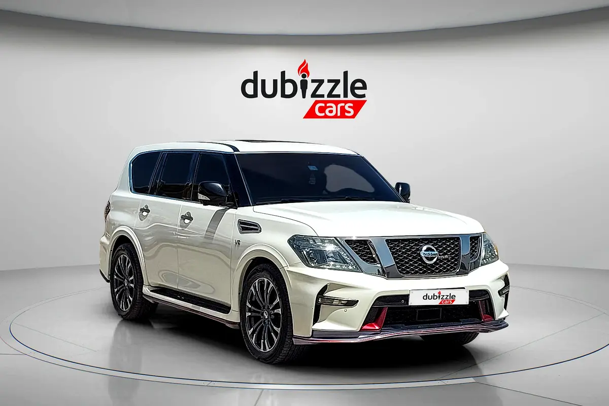 Nissan Patrol 2016 — photo 1 of 17