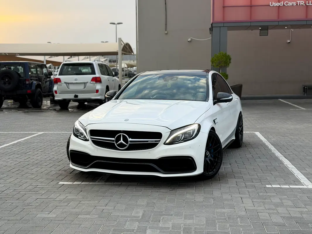 Mercedes-Benz C-Class 2015 — photo 1 of 18