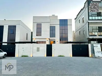 للبيع، فيلا بالقرب من المسجد. من أفخم الفلل في عجمان. بناء وتشطيب سوبر ديلوكس، مساحة بناء واسعة جدًا وغرف، تملك حر. للبيع، فيلا بموقع مميز - تشطيبات م