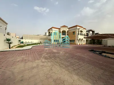 HUGE OUTSIDE AREA WITH PRIVATE POOL | REAY TO MOVE-IN | STUNNING LUXURIOUS LAYOUT
