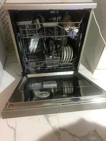 L G Dishwasher
