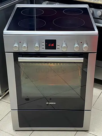Bosch electric stove cooking range 60 by 60 fresh condition perfect working