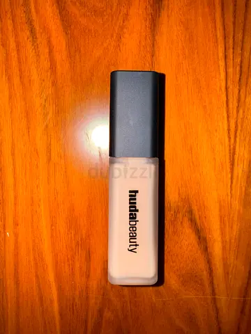 Huda beauty concealer
