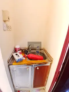 Prime location studio near to safari mall