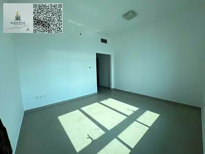 للبيع بعجمان ابراج الكورنيش غرفة وصالة إطلالة جزئية على البحر 2 حمام وبلكونة مساحة واسعة