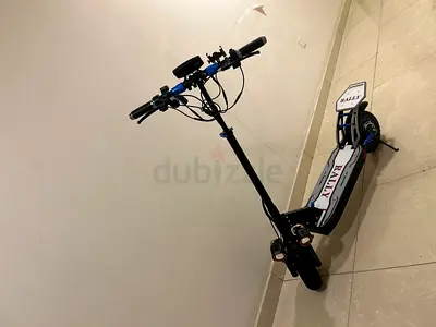 Electric scooter